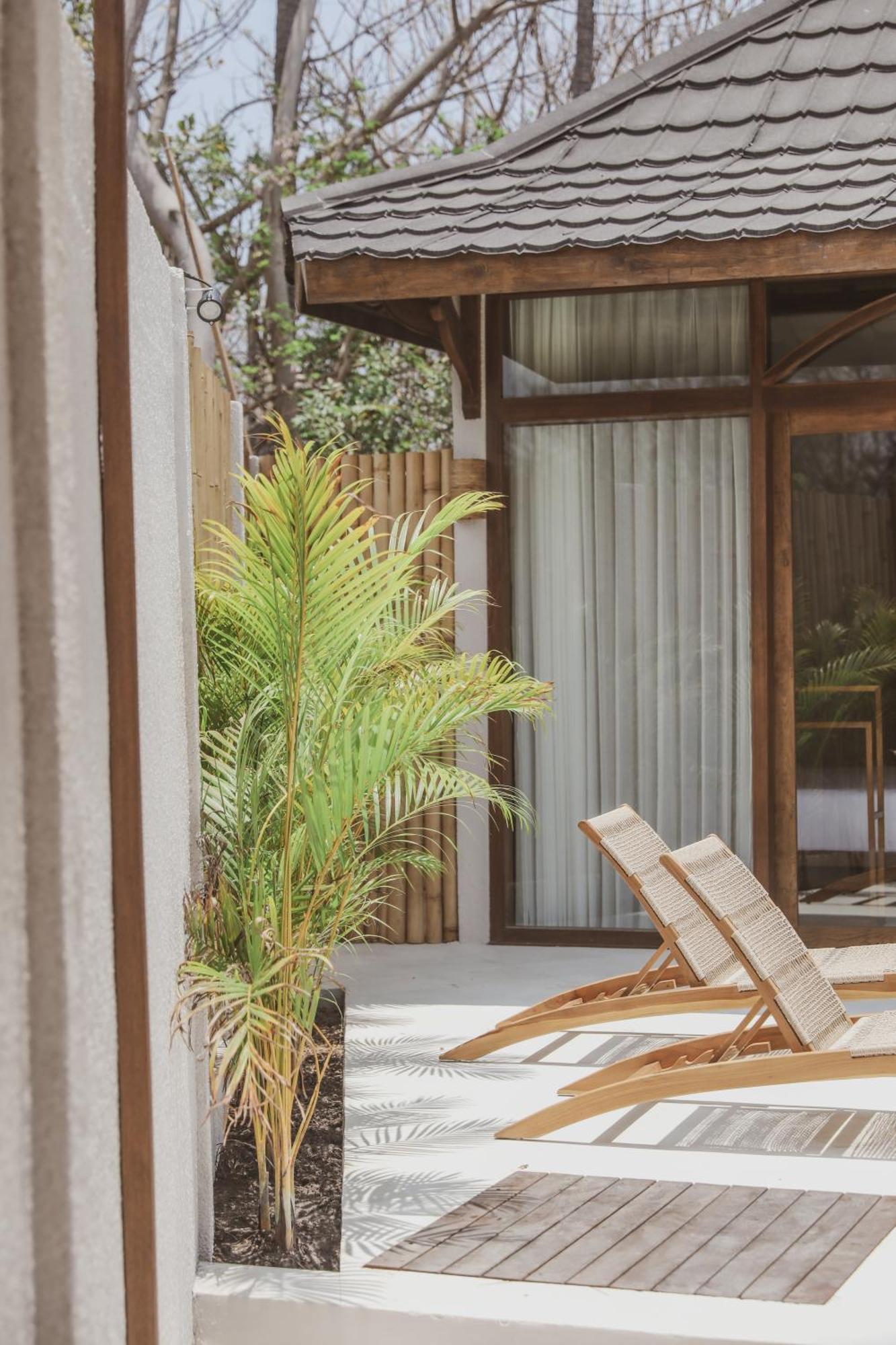 Kalyana Villa Gili Islands Exterior photo