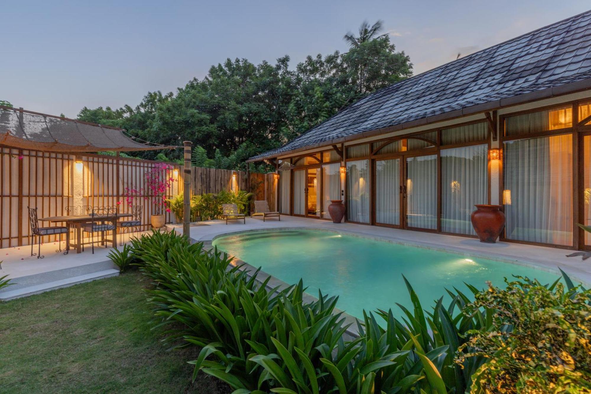 Kalyana Villa Gili Islands Exterior photo